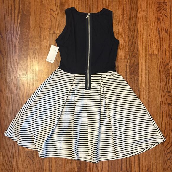KAREN KANE Sleeveless Striped Fit & Flare Dress- Size S - Picture 2 of 7